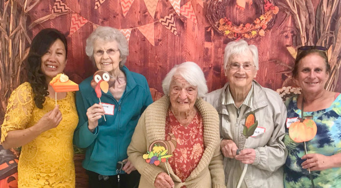 Adventure Seeking Seniors group gathers for Thanksgiving lunch in Gonzales