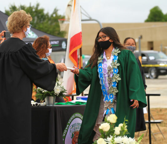 PHOTOS: Greenfield’s Vista Verde hosts drive-through promotion for eighth graders