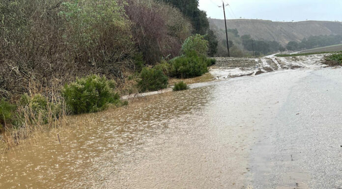 South Monterey County roadways close due to mudslides, flooding
