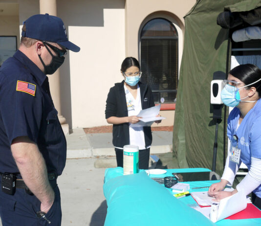 Salinas Valley first responders receive Covid-19 vaccinations from nursing students