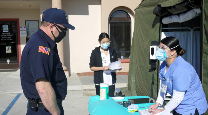 Salinas Valley first responders receive Covid-19 vaccinations from nursing students