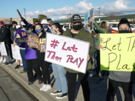 Salinas rally calls for return to local sports