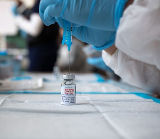 Vaccination rates are lower in disadvantaged counties, CDC reports