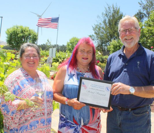 Photo | Scheid Vineyards receives Old Glory award