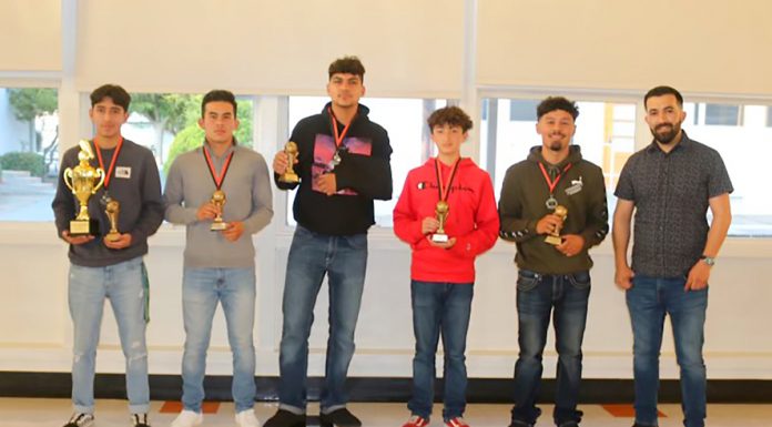 Soccer | Gonzales High booters host awards night