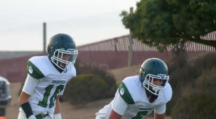 Football | Bruins win first league game against Grizzlies