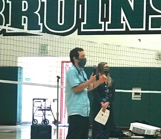 Mee Memorial doctor encourages students to get vaccinated