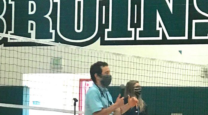 Mee Memorial doctor encourages students to get vaccinated