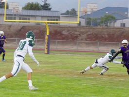 Football | Soledad Aztecs beat Greenfield Bruins in home opener