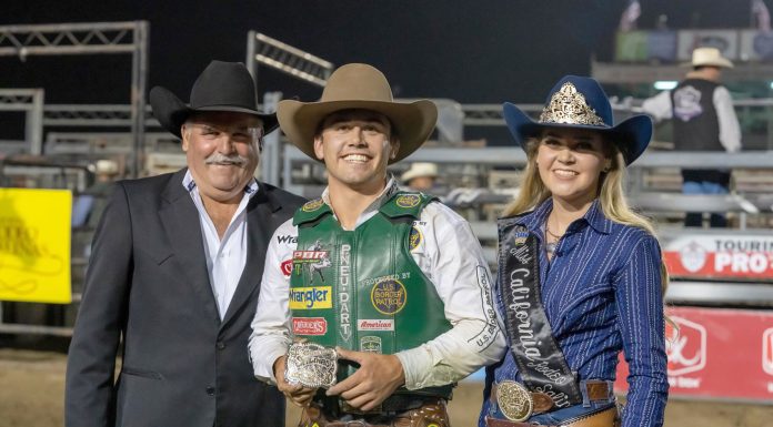 Swearingen wins Big Week Professional Bull Riding