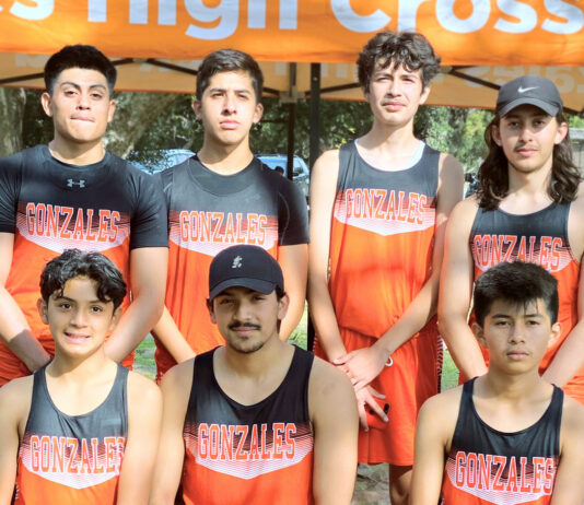 Cross Country | Gonzales Spartans claim division title