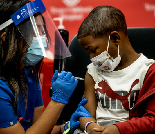 CDC advisers recommend Covid vaccine for younger children