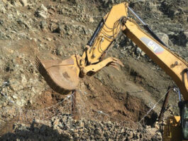 Highway 1 reopens after rockfall repairs