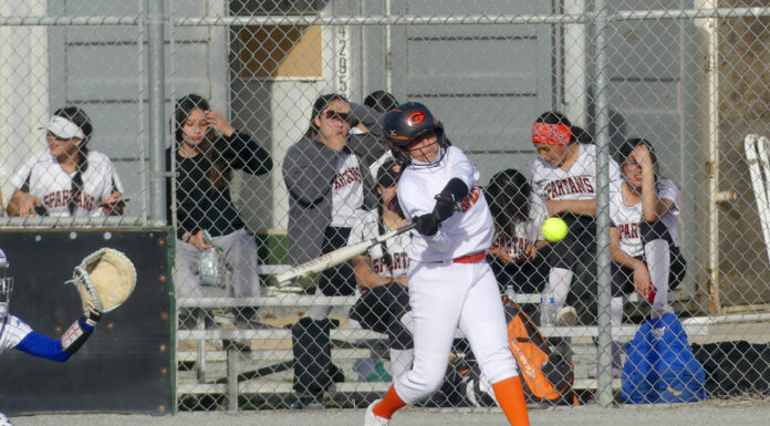 Softball | Gonzales suffers dramatic 7-6 loss to Mustangs