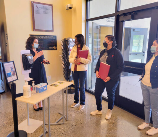 High school counselors tour Hartnell College campuses