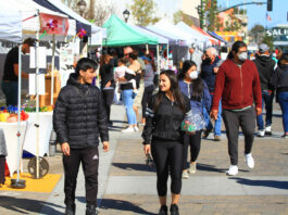 Salinas Farmers Market grows in popularity