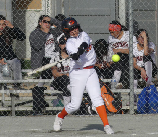Softball | Gonzales Spartansā bond stays strong while vying for league title
