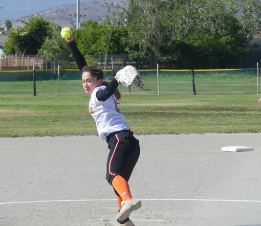Softball | Gonzales sneaks into playoffs as 8th seed