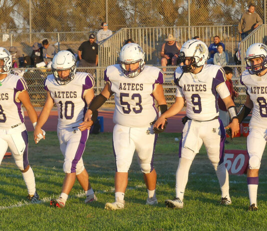 Football | Soledad Aztecs beat Greenfield Bruins with last-second field goal
