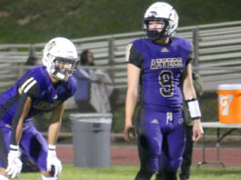Football | Soledad Aztecs conquer Condors, 9-7