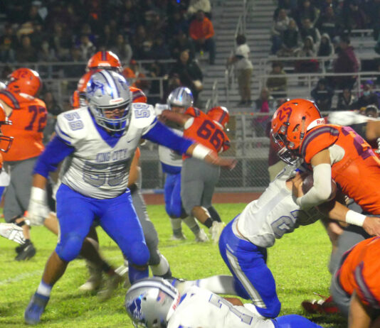 Football | Despite some losses, South Monterey County teams show improvement