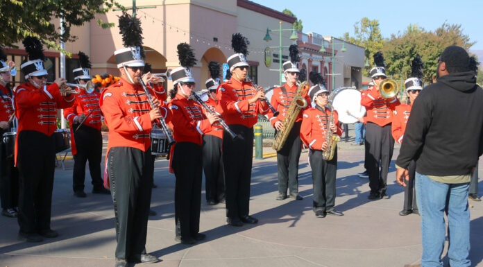 Community turns out to celebrate Gonzales’ 75th anniversary