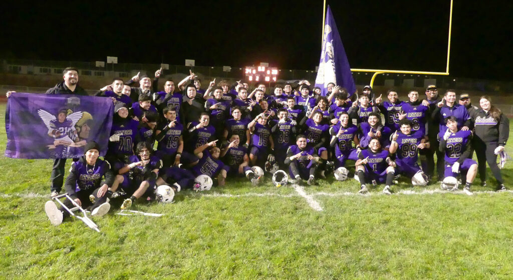 football-soledad-aztecs-head-to-playoffs-after-winning-league