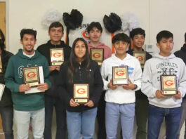 Cross Country | Gonzales Spartans team gathers for awards