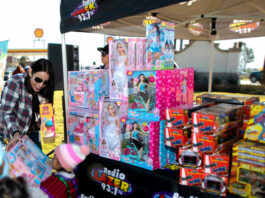 Hundreds of children receive toys at Soledad distribution