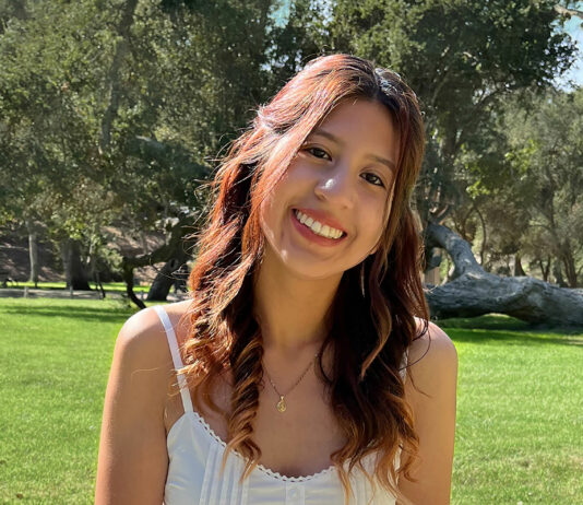 Soledad High senior receives arts scholarship