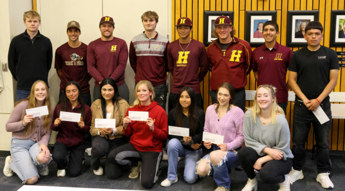 Hartnell College athletes receive 2023 Bill Elliott Scholarships