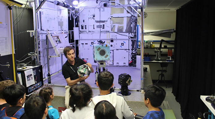 Gonzales students attend summer robotics program