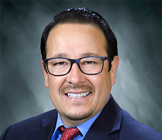 Siembra Latinos Fund announces Ernesto Vela as inaugural Alfred Diaz-Infante Award recipient