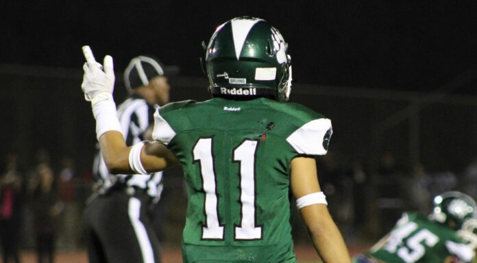 Football | Greenfield Bruins top Mustangs in season opener