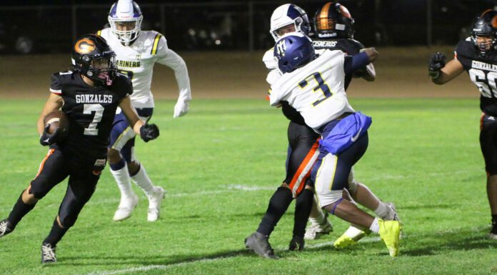 Football | Gonzales and Greenfield celebrate wins as Soledad comes up short