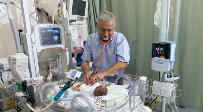 Monterey County educatorsĀ celebrate expanded healthcare services Salinas Valley Health NICU