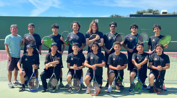 Tennis | Gonzales boys become co-champs Gonzales Spartans tennis boys