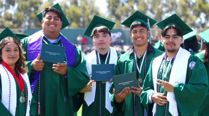 Nearly 300 seniors graduate from Greenfield High School at 2024 commencement Greenfield High School graduation