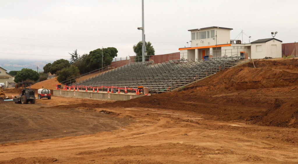 Image for display with article titled Photo | Gonzales Stadium Construction Continues