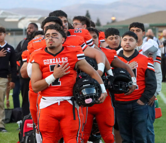 Football | Gonzales Spartans struggle in loss to Breakers