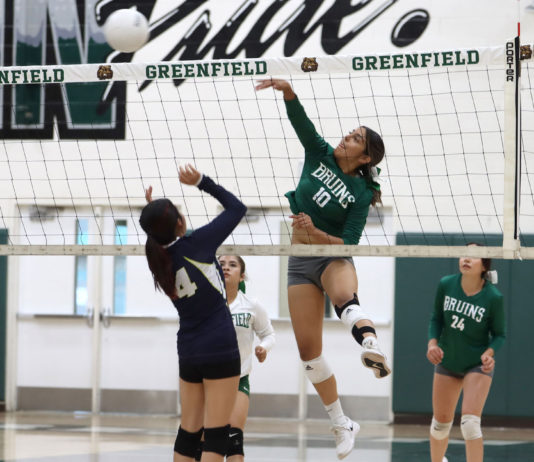 Volleyball | Greenfield Lady Bruins improve to 4-0 in league