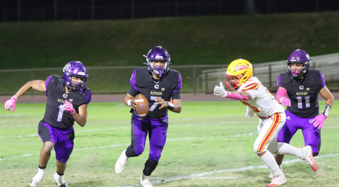 Football | Soledad Aztecs smash Breakers, 42-21