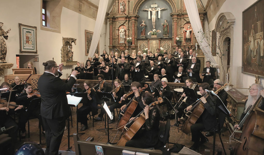 Image for display with article titled I Cantori Di Carmel Presents Free Holiday Concert for South Monterey County