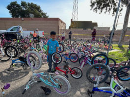 Greenfield youth receive free bikes for Dia de los Reyes