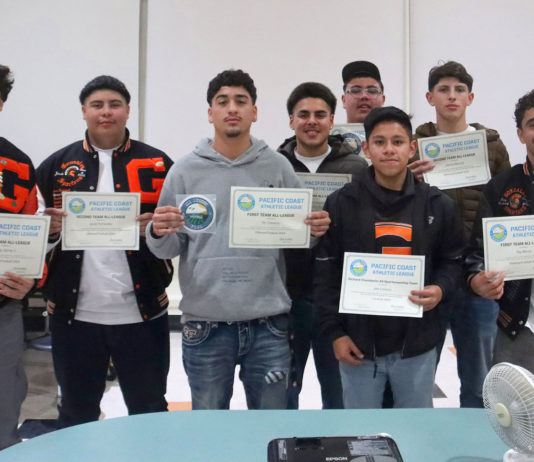 Gonzales High football program hosts awards night and banquet