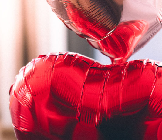 On Valentine’s Day, let hearts soar, not metallic balloons, warns PG&E metallic balloons