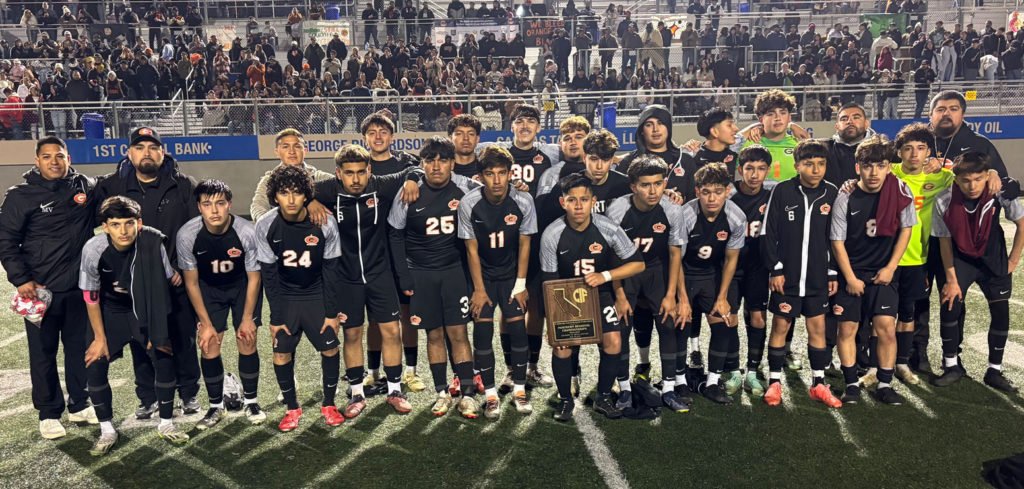 Image for display with article titled Soccer | Gonzales Boys Fall 2-1 to Knights, Take 2nd Place in State Regionals