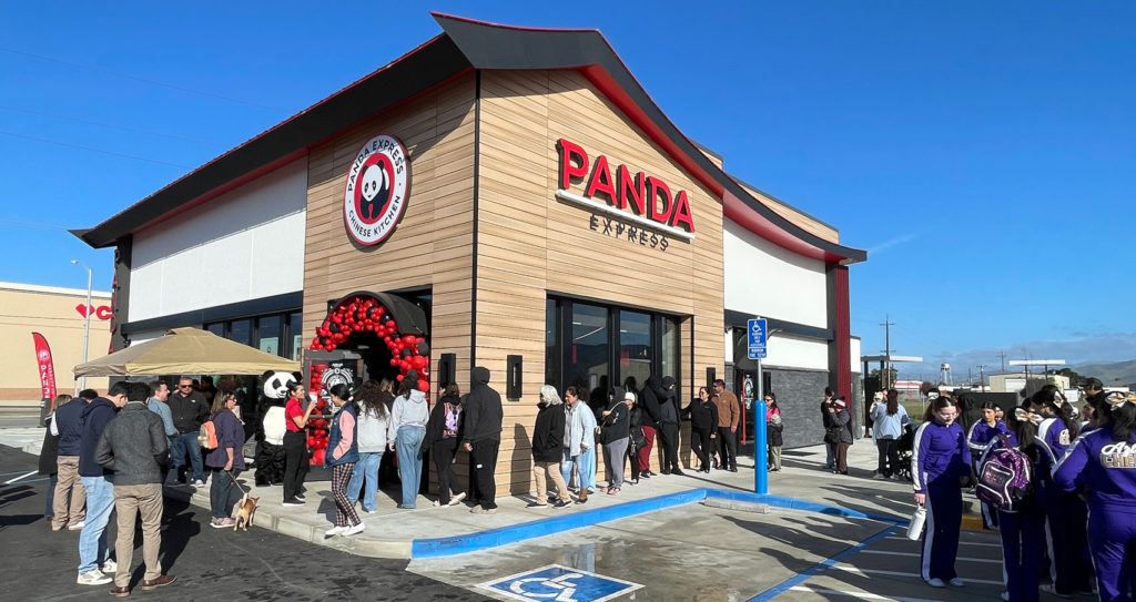 Image for display with article titled Panda Express Hosts Grand Opening in Soledad
