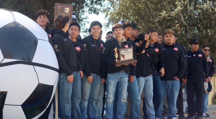 Gonzales celebrates high school soccer champions with festive parade