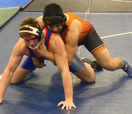 Gonzales High alum takes wrestling skills to New Mexico